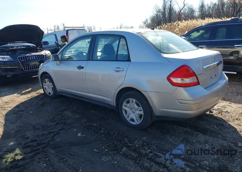 2011 Nissan Versa 1.8S z USA, uszkodzony, nr VIN 3N1BC1AP7BL496828